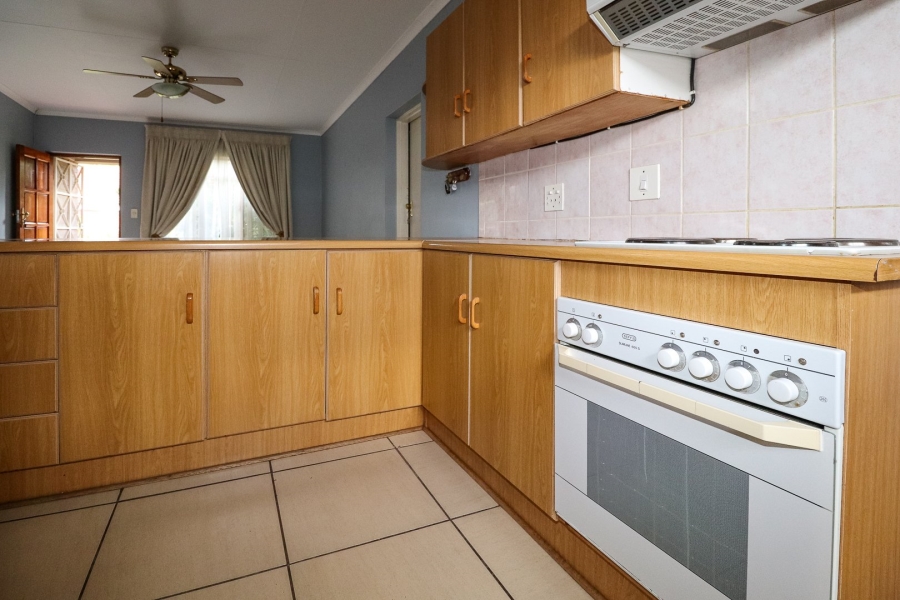 3 Bedroom Property for Sale in Flamwood North West